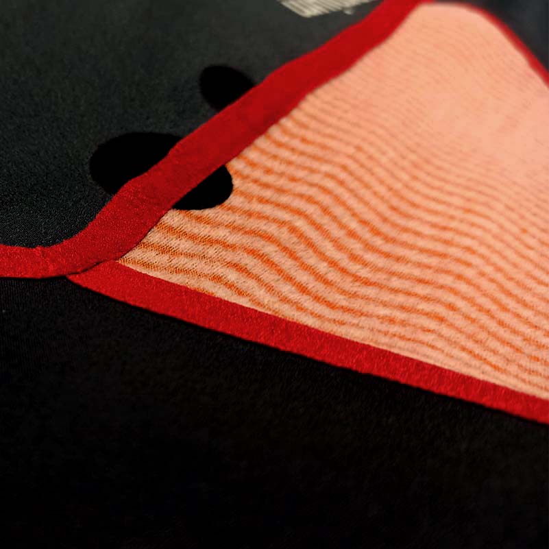 premium-wetsuit-interior-fabric-2